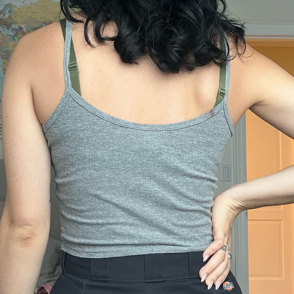 Grey Cropped Tank - Picture 2 of 5